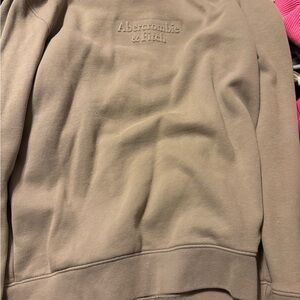 Abercrombie & Fitch Men's Tan Crewneck Sweater